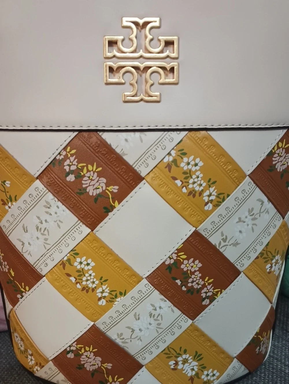 Tory Burch Britten Woven French Vine Ribbon Leather Bucket Bag NWOT'S